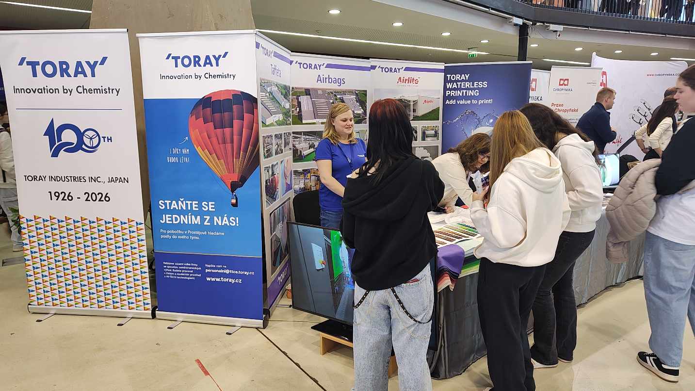 sbírka oblečení pro Oděvní banku